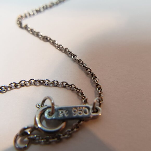 Tiffany & Co. Paper Flower Diamond and Tanzanite Necklace. - Picture 5 of 8